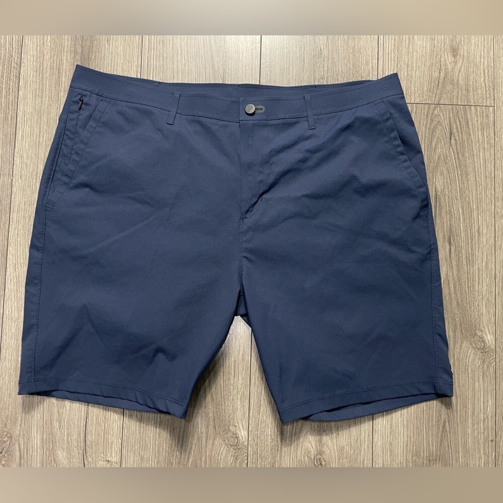 PUBLIC REC Men's Blue Deal Maker Shorts Flat Front Golf Shorts size: 42